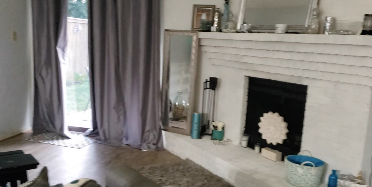 Building Photo - 1717 Dynasty Dr