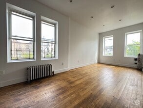 Building Photo - 286 19th St