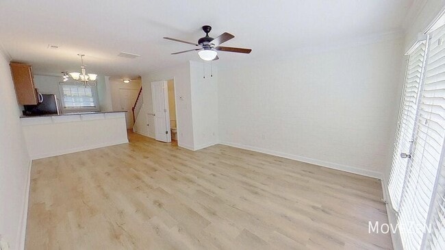 Building Photo - 1336 Green Oaks Ln