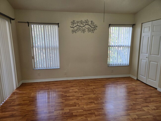 Building Photo - $200 off first months rent!