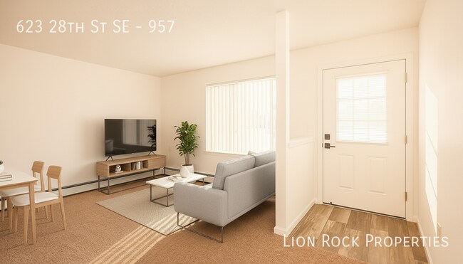 Building Photo - 623 28th St SE