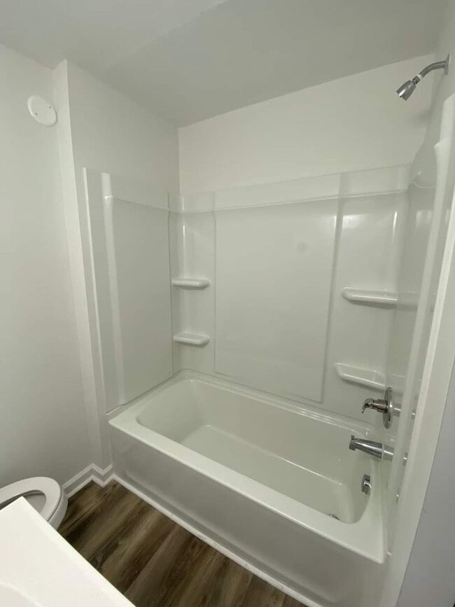 Building Photo - BPG - Mattox