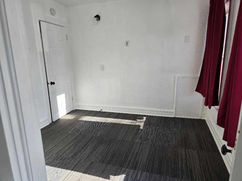 Building Photo - 1105 Wheeler St