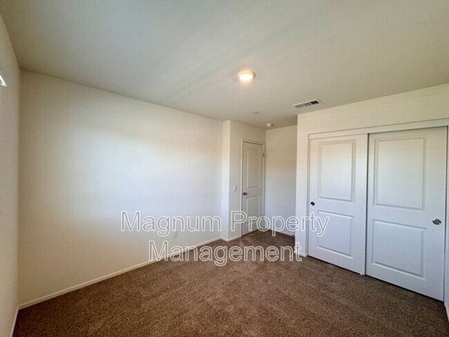 Building Photo - 31050 Rosebud Dr