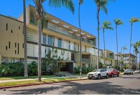 Building Photo - 3200 Sixth Ave