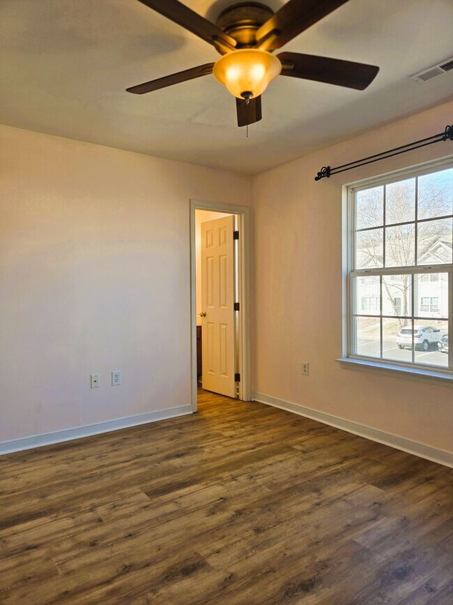 Building Photo - Ashley Village Townhome with all new LPV flooring and paint.