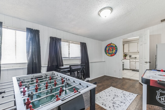 Game Room - 3333 Frances Ave