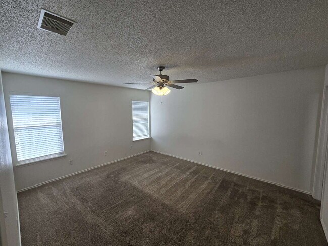 Building Photo - "Charming 3-Bedroom Lubbock Home with Cozy...