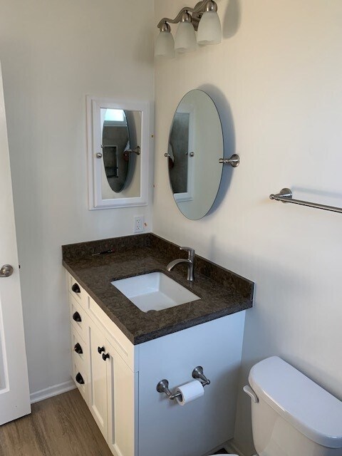 Master Bath - 3846 Prospect Ave