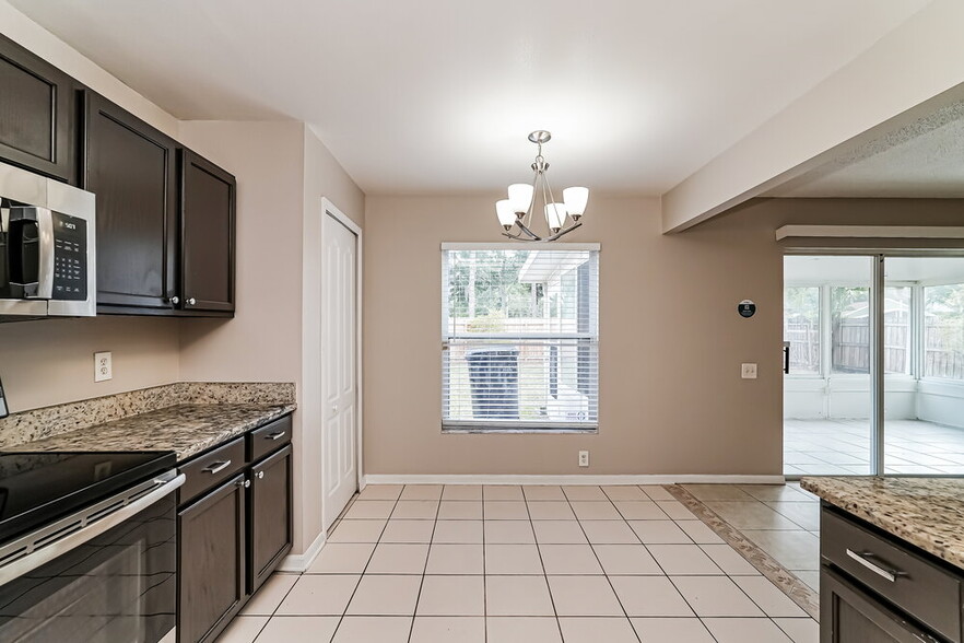 Building Photo - 12438 Dawn Vista Dr