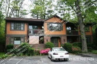 Building Photo - 1749-A Haywood Manor-