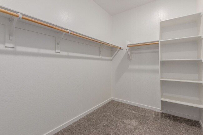 Building Photo - 18434 E Camila Dr