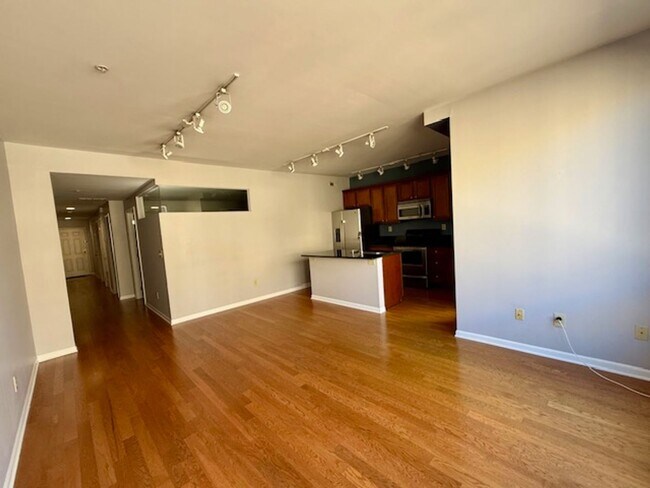 Building Photo - 160_WALL