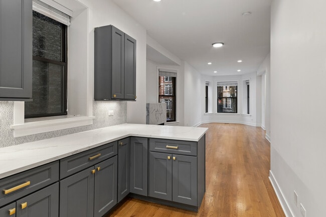 Building Photo - 3517 N Reta Ave