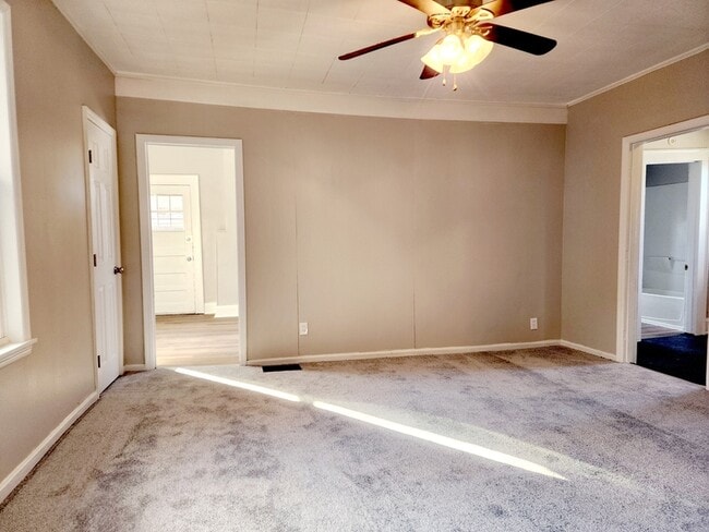 Building Photo - 1505 Eastern Ave