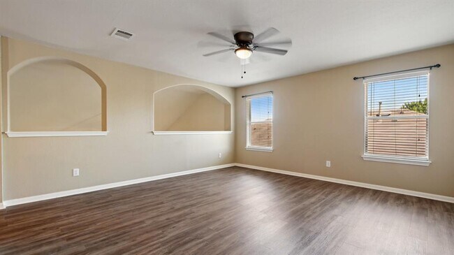 Building Photo - 3916 Bandice Ln