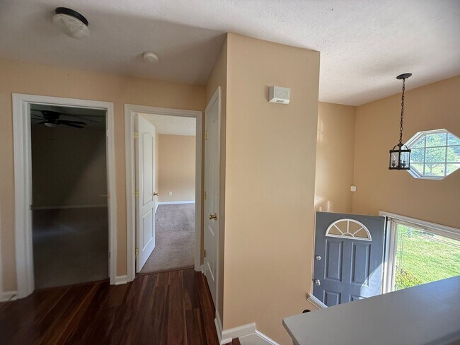 Building Photo - 108 Judd Ct