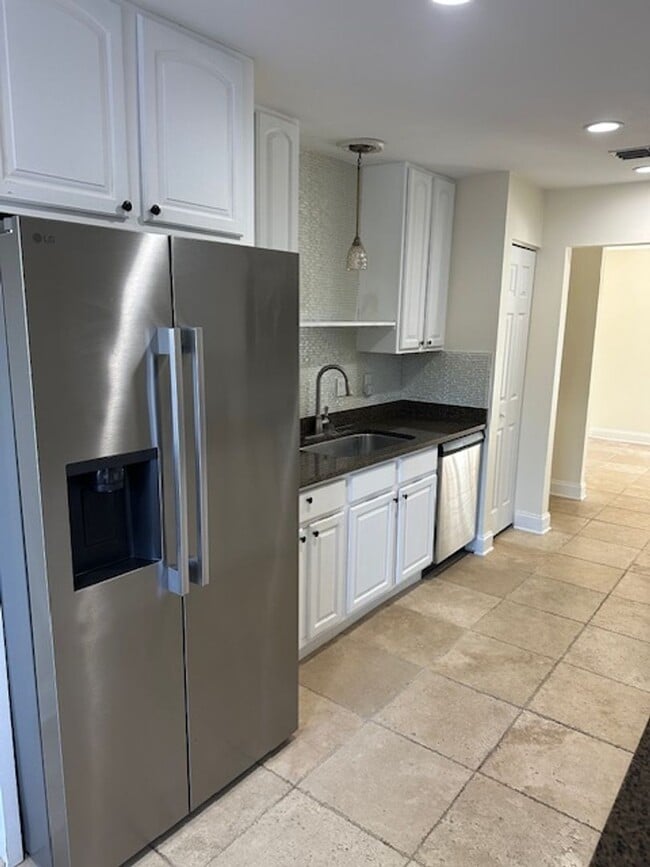 Building Photo - Beautiful Home in desirable River Gate!!!