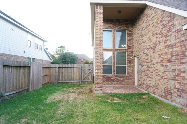 Building Photo - 6015 Mystic Berry Dr