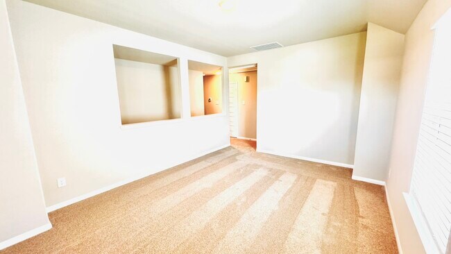 Building Photo - 2423 Bluefish Ct