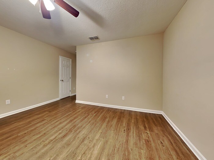 Building Photo - 5236 Walkers Ridge Dr