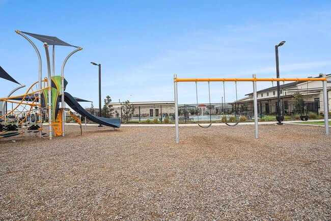 Building Photo - 151 Piper Path
