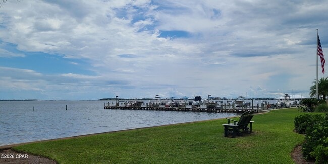 Building Photo - 2100 W Beach Dr