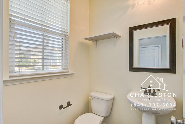 Building Photo - 135 Fulmar Pl