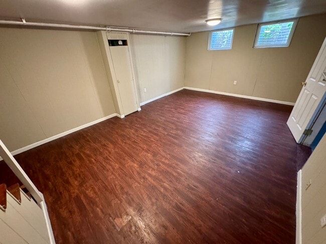 Building Photo - 168 Highfield Dr