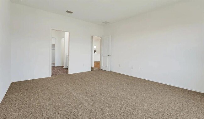 Building Photo - 12314 Silversmith Ln
