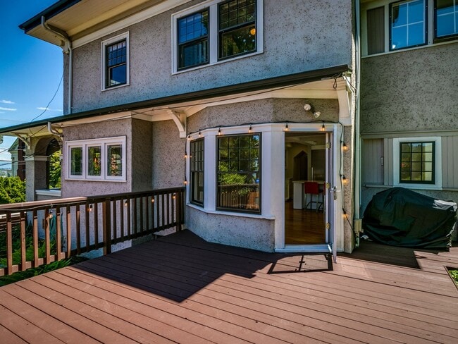 Building Photo - Mediterranean Oasis: Pre-Leasing Now!