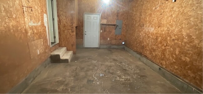 Building Photo - 404 Boston St