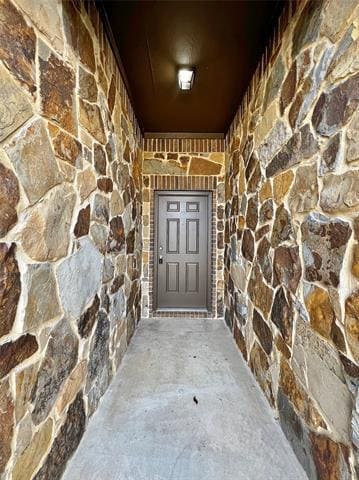 Building Photo - 526 Clearlake Dr