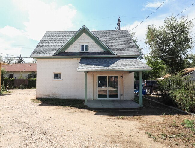 Primary Photo - 1825 11th Ave