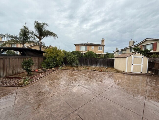 Building Photo - Large North Oxnard Home for Rent