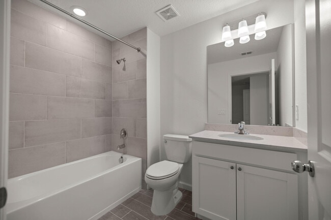 Building Photo - 3529 SE 37th Ct