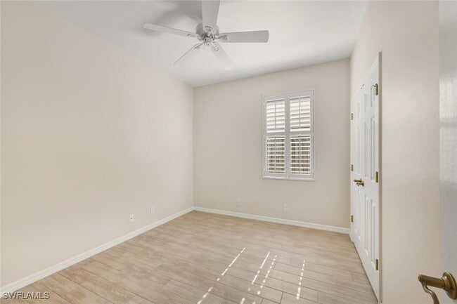 Building Photo - 366 Burnt Pine Dr