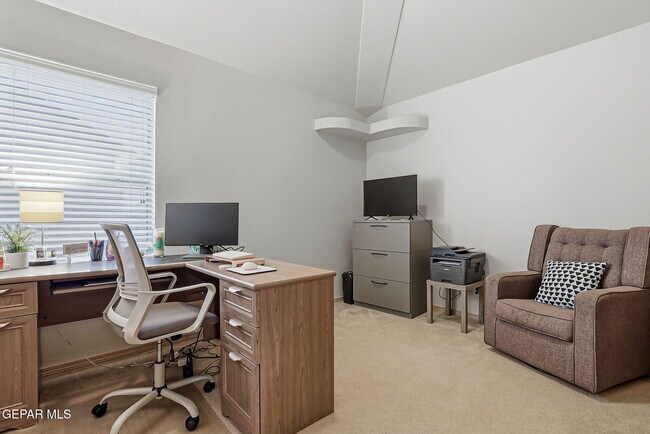 Building Photo - 2329 Honey Dew St