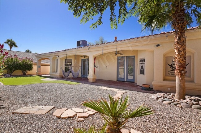 Building Photo - RESIDENTIAL ESTATES BEAUTY!
