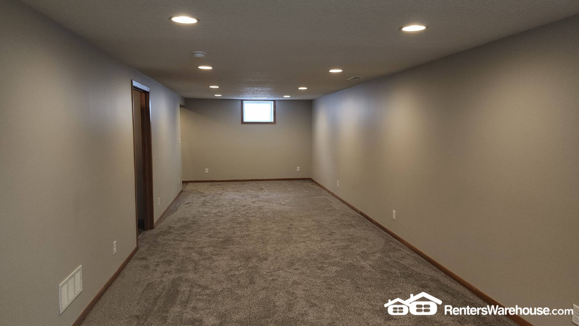 Building Photo - 673 E Lincoln Rd