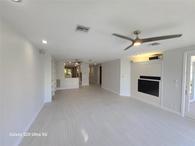 Building Photo - 360 Gulf of Mexico Dr