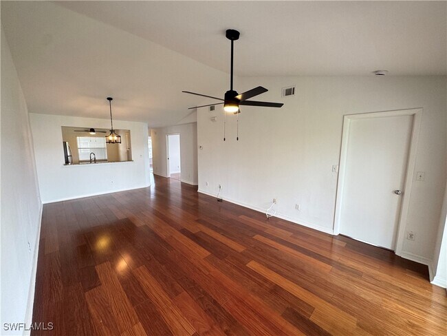 Primary Photo - 1490 Churchill Cir