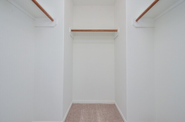 Building Photo - 18514 Alemarble Oak St