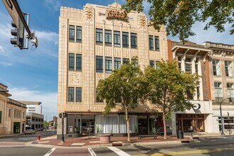 Building Photo - 103 W Main St