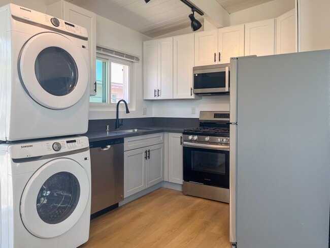 Floorplan - 3315 W 104th St
