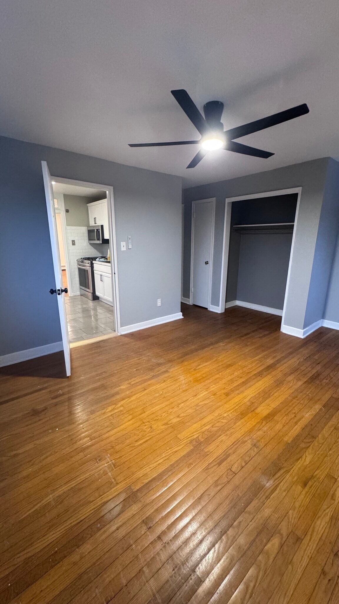 Building Photo - 330 Magee Ave