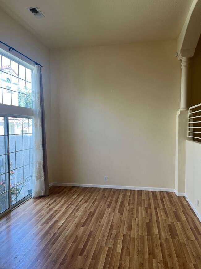 Building Photo - 7011 Silver Brook Ct