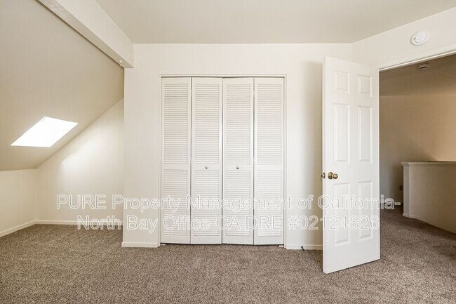 Building Photo - 1336 Jennings Park Way