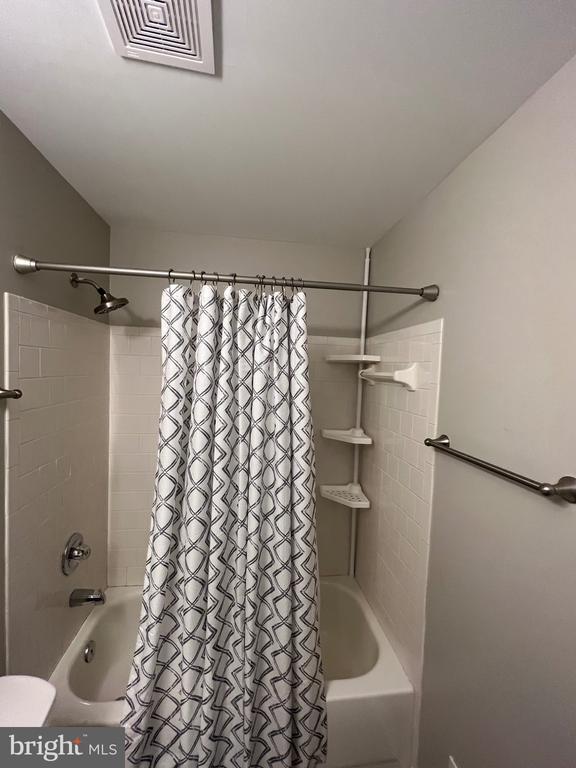Building Photo - 1031 Murdoch Ct