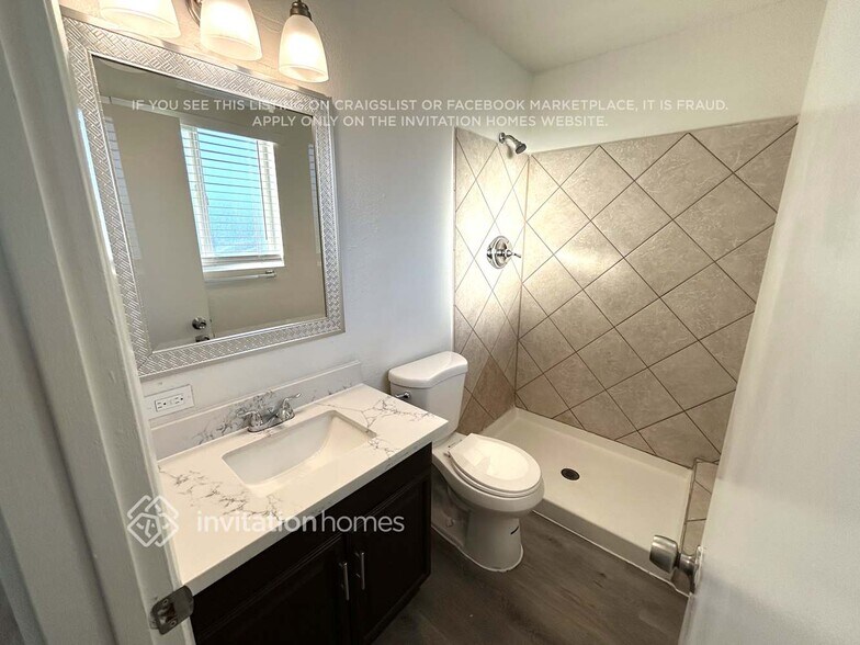 Building Photo - 3817 W Cactus Wren Dr